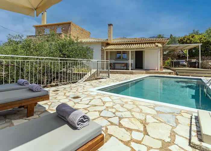 Dafne By Vintage Travel