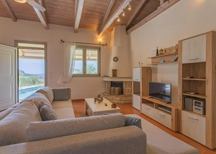 Dafne By Vintage Travel *