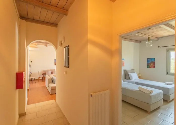 Dafne By Vintage Travel Stoúpa